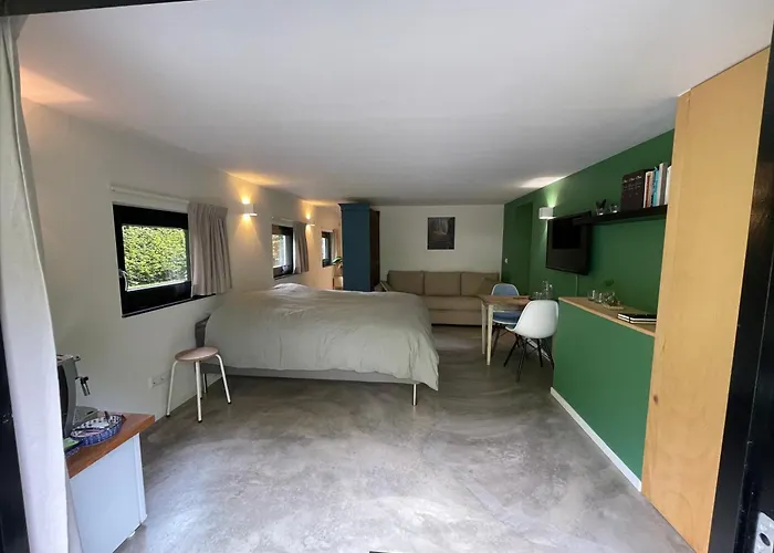 Frühstückspension La Grange 28 3*